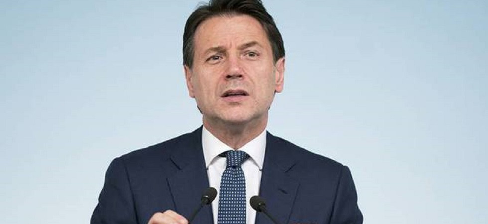 Coronavirus, Conte: Pronti 5 miliardi ai Comuni per buoni spesa e generi alimentari dei cittadini in difficoltà''